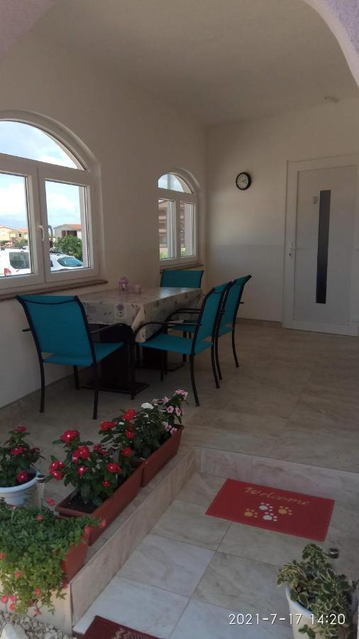 Apartmani Fran Vir Exterior photo