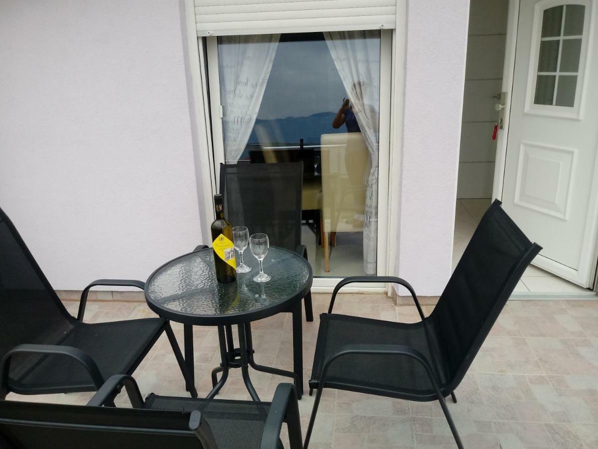 Apartmani Fran Vir Exterior photo